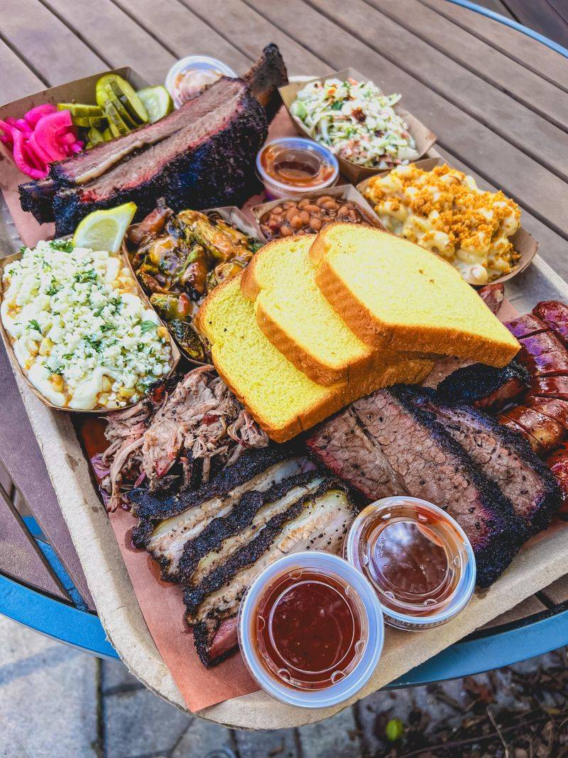 16 Little Georgia Barbecue Joints Making Bigger Spots Look Average - Decor Hint Slow Fire BBQ