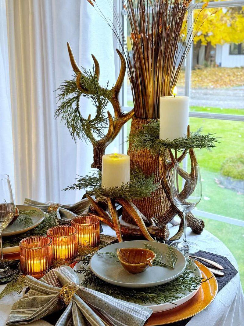 Thanksgiving Table Ideas Californians Are Using To Blend Fall And Christmas Decor - Decor Hint Coastal Thanksgiving Style With Sea-Inspired Hues