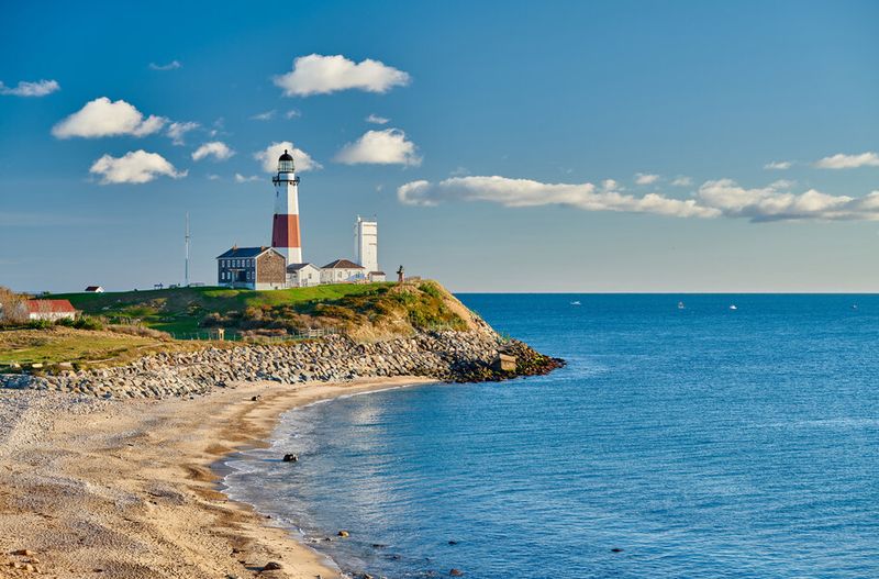 30 Charming Small Towns Across New York You'll Want To Visit - Decor Hint Montauk