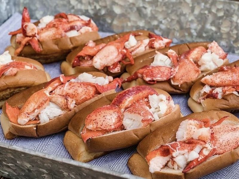 North Carolina Lobster Roll Spots Serving Fresh, Simple Perfection - Decor Hint Mason's Famous Lobster Rolls
