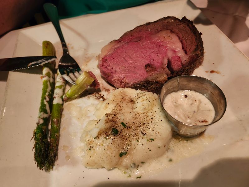 14 Texas Steakhouses So Good, Waiting Is Part Of The Experience - Decor Hint Chamberlain's Steak And Chop House, Dallas