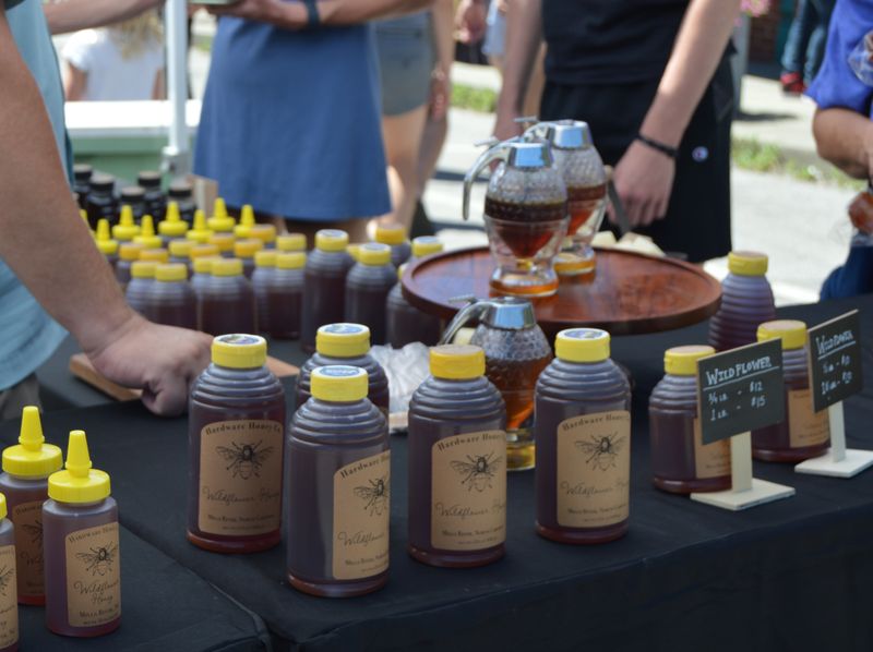 North Carolina Autumn Festivals Where The Food Steals The Spotlight - Decor Hint Black Mountain Sourwood Festival