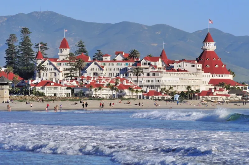 18 California Spots Locals Try To Avoid - Decor Hint Coronado Beach
