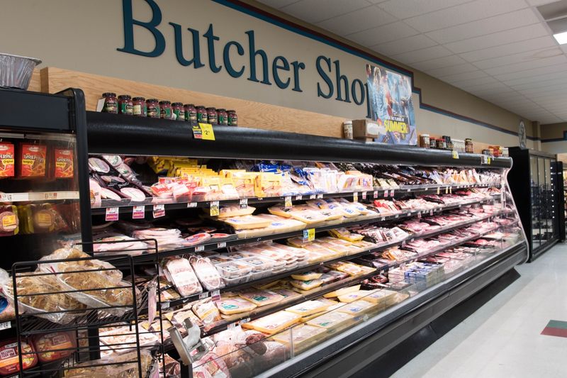 20 Maine Grocery Stores Known For Quality Meat And Classic Coastal Butcher Shops - Decor Hint Tradewinds Market