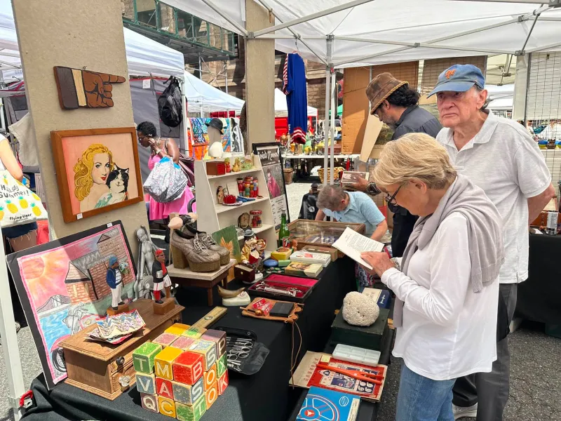 New York Stores Where Locals Find Breezy, Coastal Home Décor - Decor Hint Brooklyn Flea