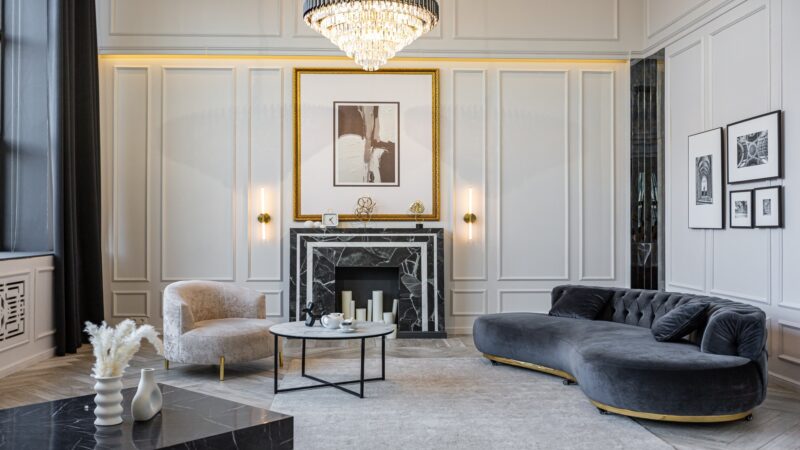 How Home Décor Choices May Influence First Impressions Among Wealthier Guests