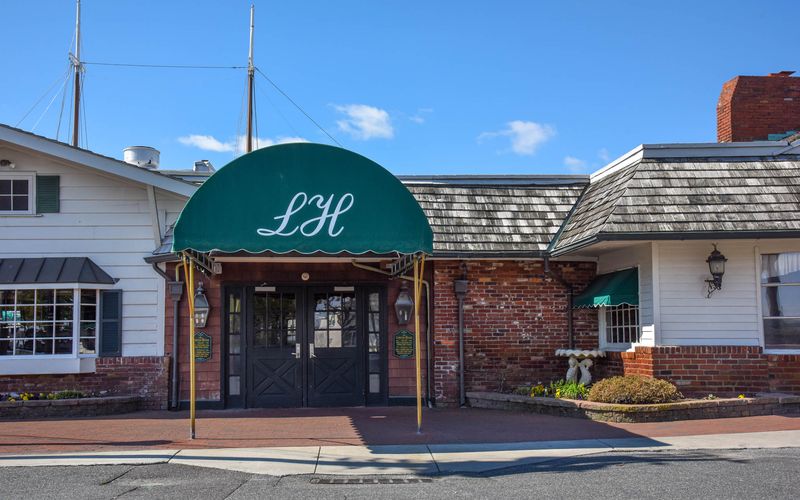 2. The Lobster House