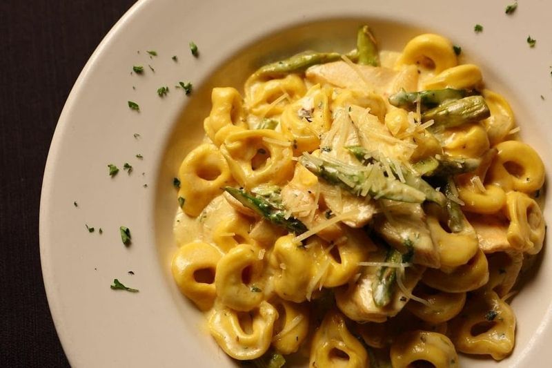 10 North Dakota Hidden Restaurants Only Locals Know About - Decor Hint Walrus Restaurant