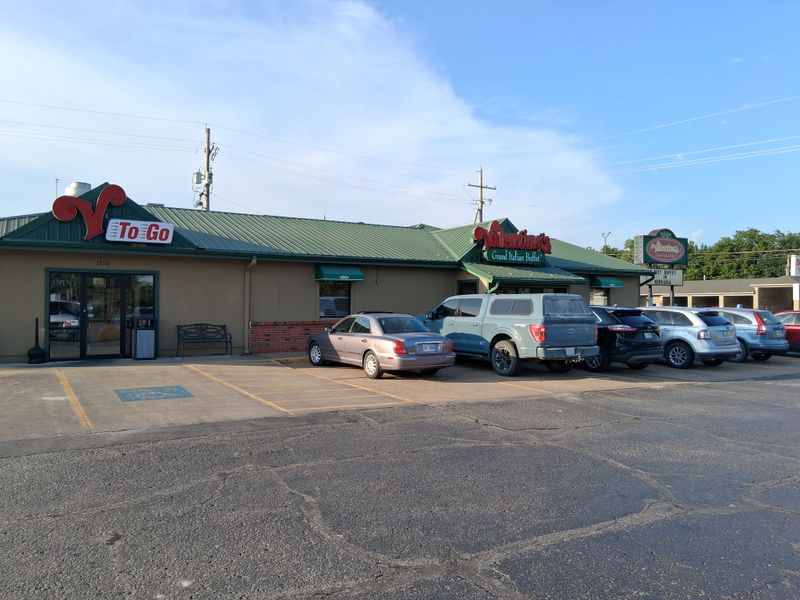 Valentino's Grand Italian Buffet