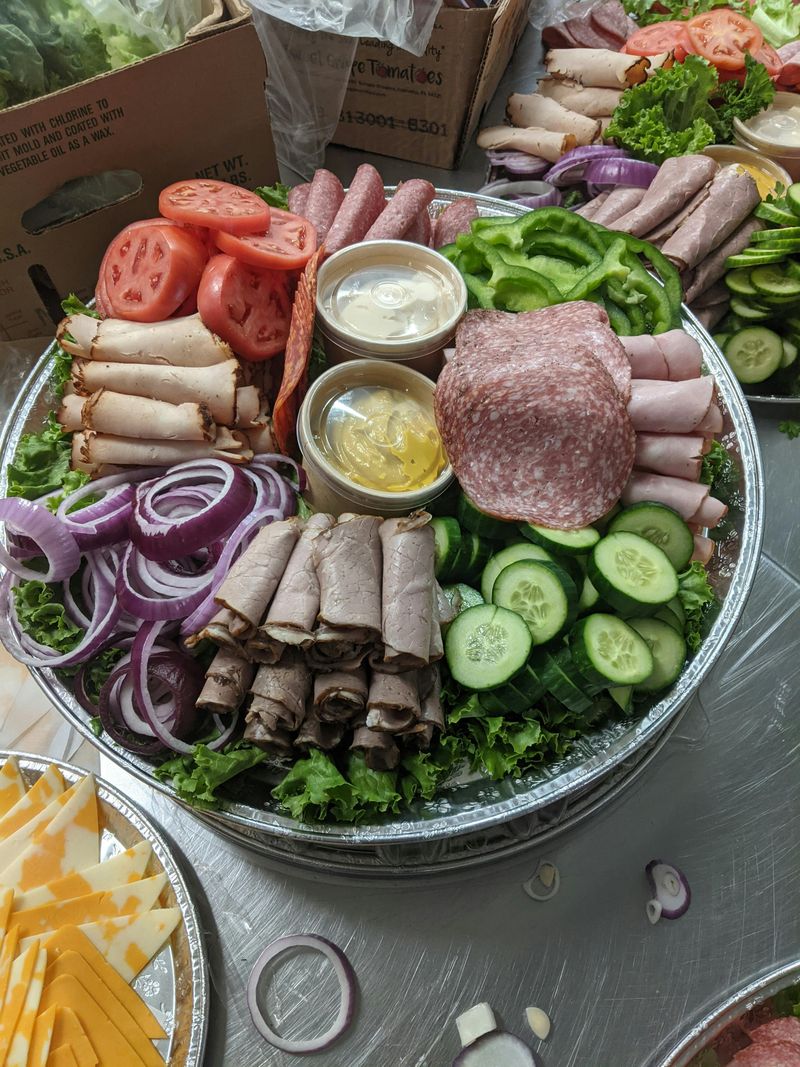 11 Pennsylvania Foods Named After Obscure Towns - How Many Have You Tried? - Decor Hint Lebanon Bologna