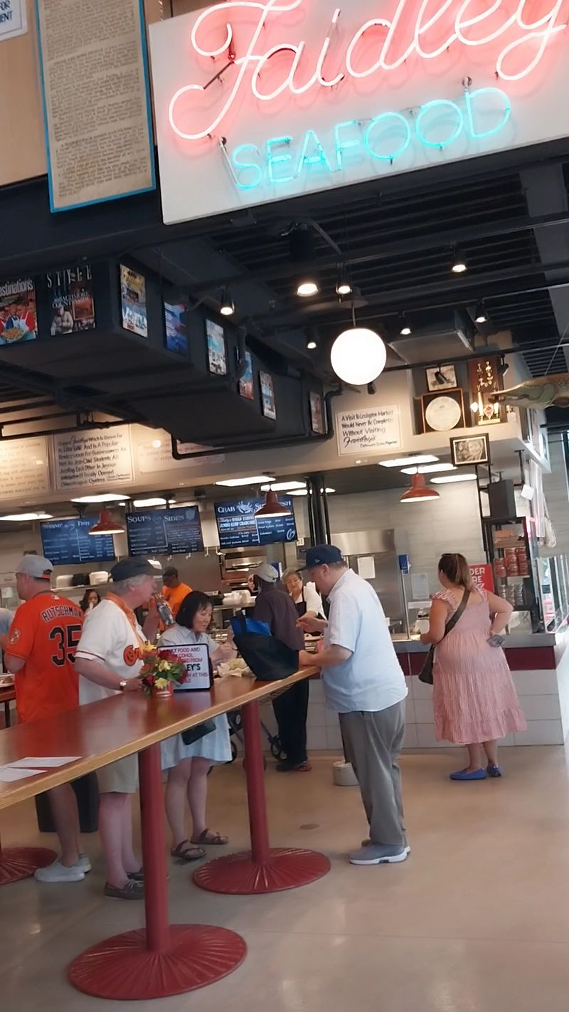 12 Maryland Seafood Restaurants That Serve Bold Flavors With No Fuss - Decor Hint Faidley's Seafood