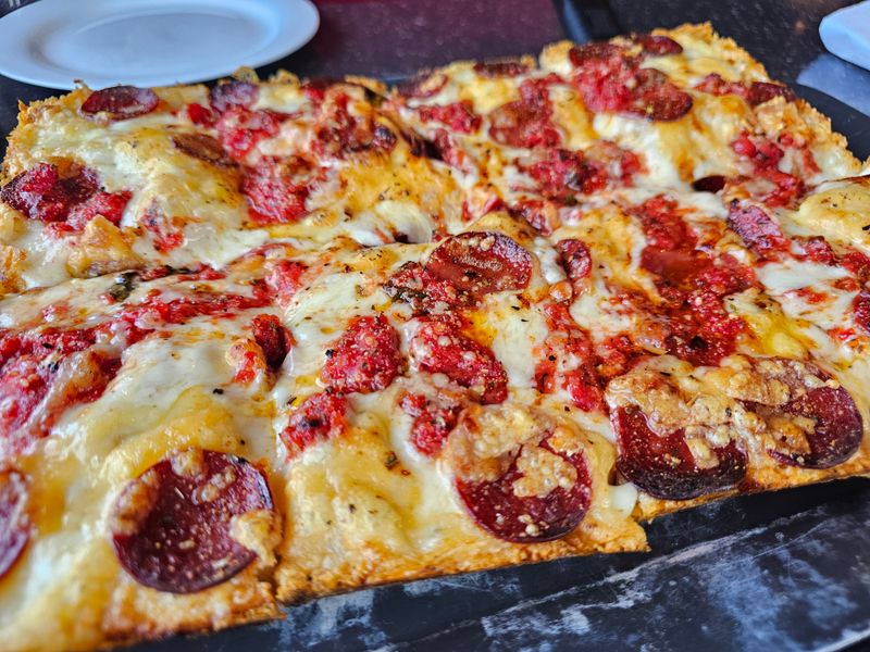 12 Michigan Pizza Joints You Have To Taste To Believe - Decor Hint Buddy's Pizza