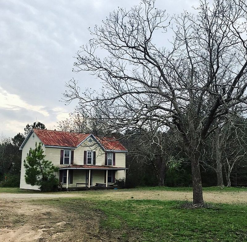 Folk Victorian Farmhouse