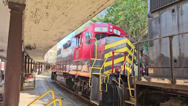 12 Virginia Train Journeys That Showcase Scenic Wonders - Decor Hint Virginia Scenic Railway's Alleghany Special
