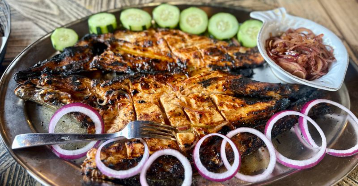 14 California Dining Spots Locals Want To Keep Quiet About - Decor Hint