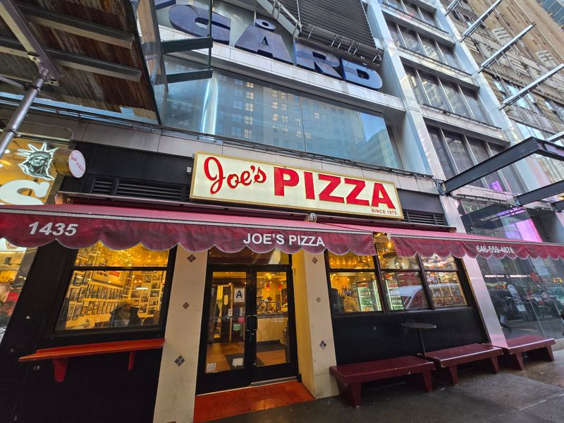 Joe's Pizza Broadway