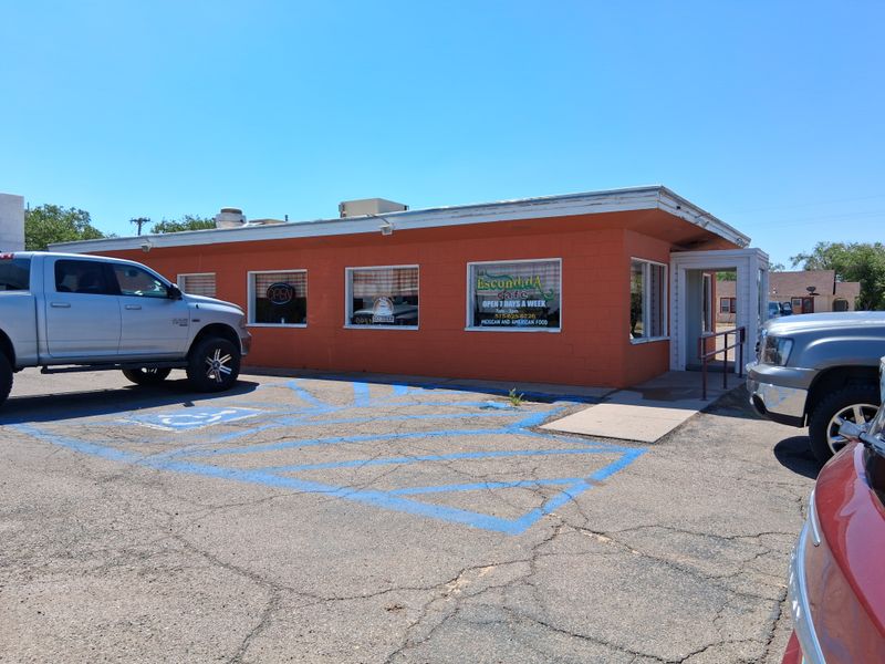 14 Off-The-Radar New Mexico Restaurants Worth Discovering - Decor Hint La Escondida Cafe