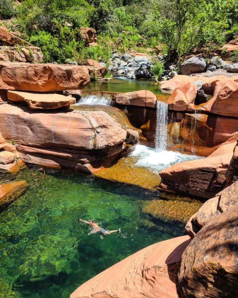 15 Arizona Tourist Traps Locals Won’t Touch (And The Desert Wonders You Can’t Miss) - Decor Hint Sedona Vortex Tours VS. West Clear Creek Wilderness