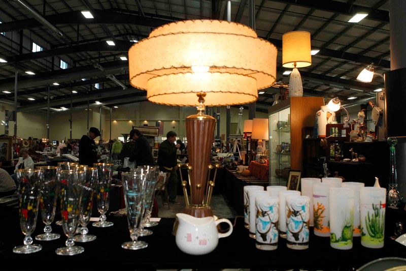 Grayslake Antique & Vintage Market