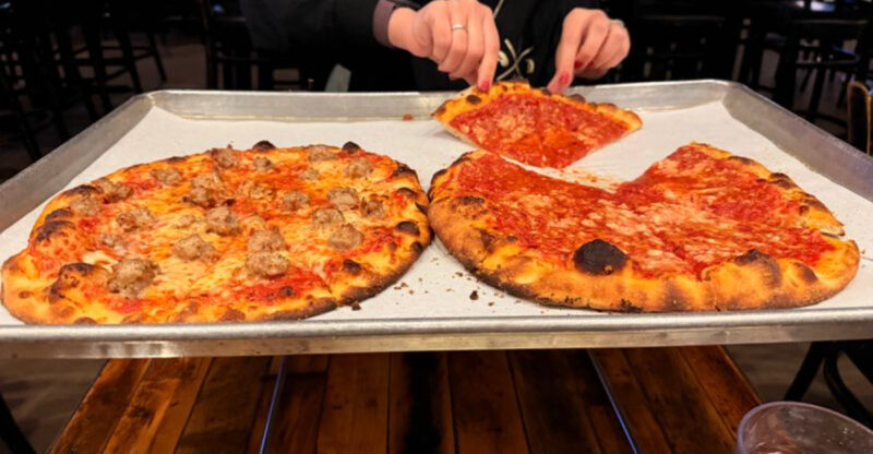 15 Illinois Pizzerias Serving Generations Of Beloved Chicago Recipes