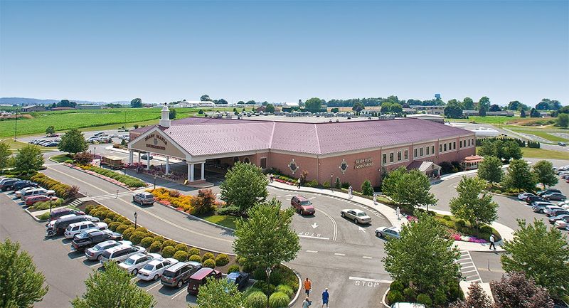 15 Pennsylvania Seafood Buffets That Keep Locals Coming Back For More Classic East Coast Comfort - Decor Hint Shady Maple Smorgasbord