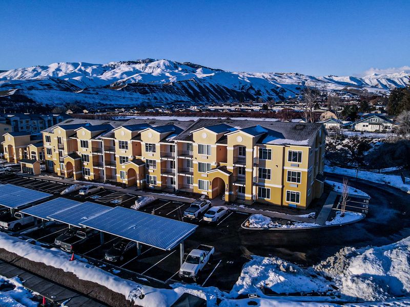 15 Unexpected Reasons Wenatchee Is The Affordable Washington Mountain Town Everyone Should See - Decor Hint Housing Costs That Actually Make Sense