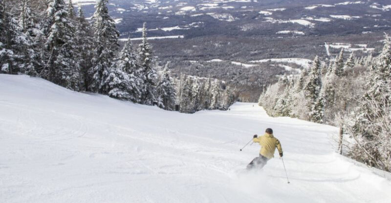 16 Ski Towns In Vermont Offering Scenic Views And Great Winter Fun