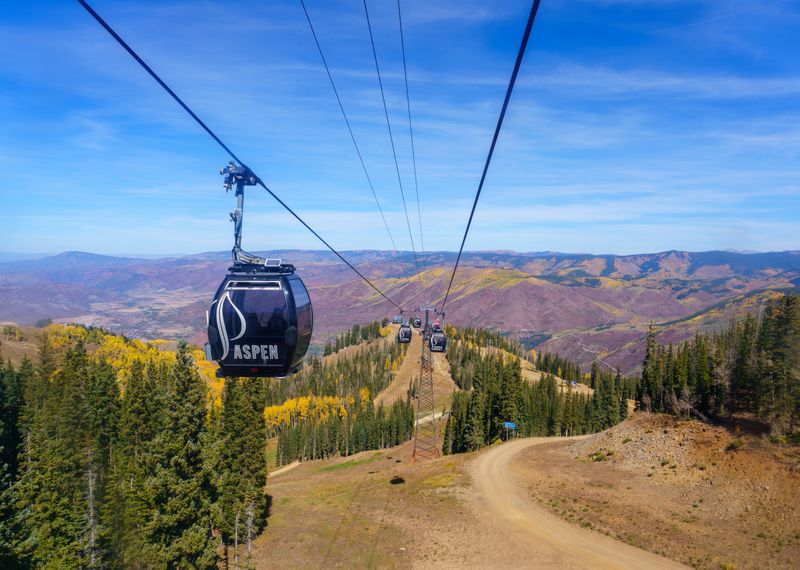 18 Colorado Mountain Towns That Shine During Ski Season - Decor Hint Aspen