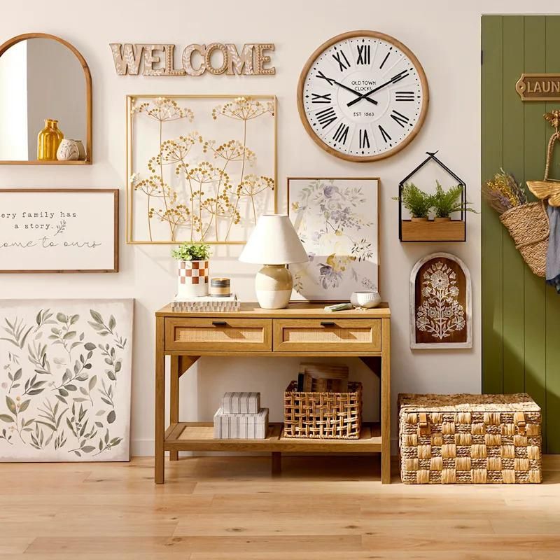 18 Illinois Winter Décor Trends Bringing Cozy Layers Back Into Midwest Homes - Decor Hint Warm Neutrals Replace Cool Grays