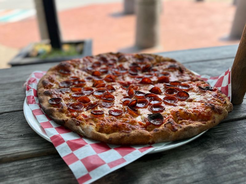 9 Rhode Island Pizza Destinations Where Coastal Flavor Rewards Every Mile - Decor Hint Pizza Marvin