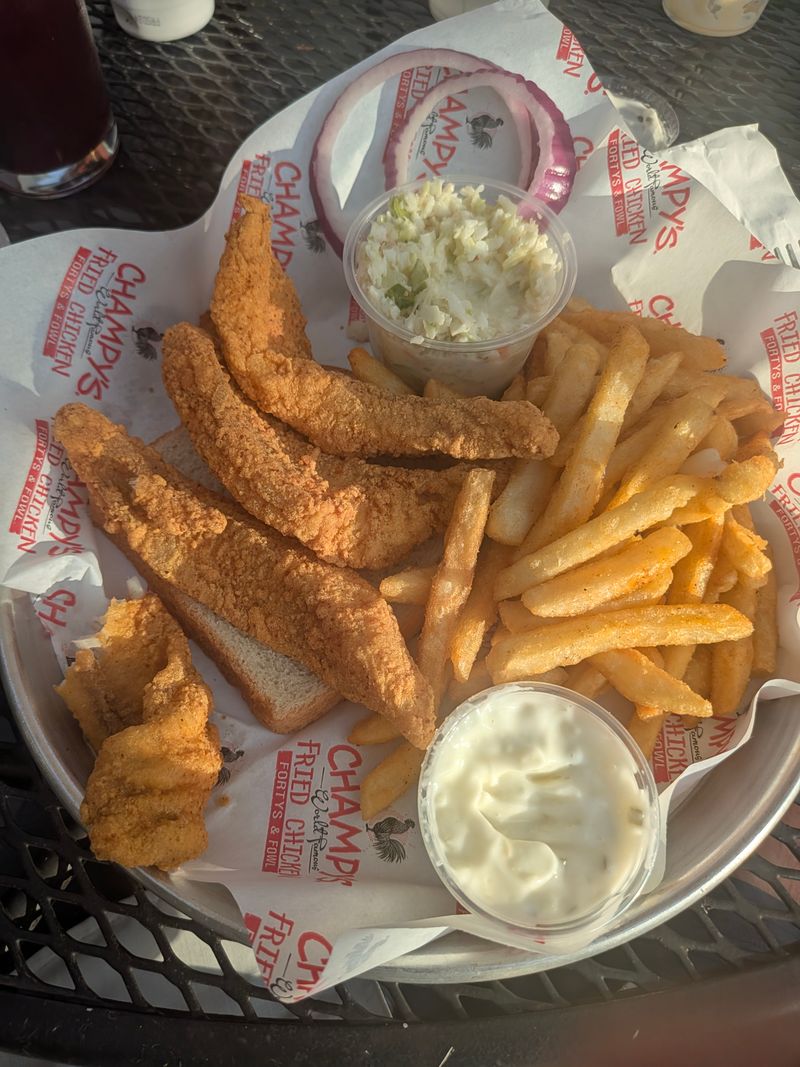 The Famous Catfish Platter That Steals The Show