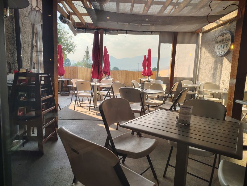 Outdoor Patio Dining With Mountain Views