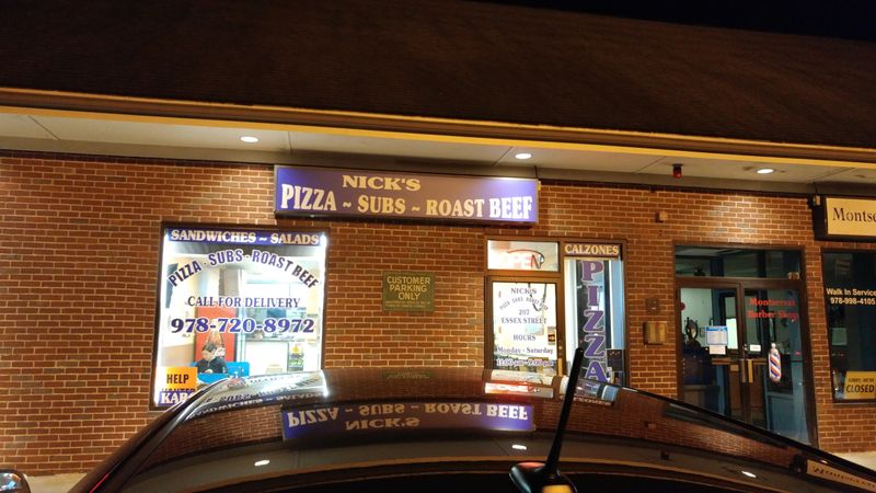 Massachusetts' Most Legendary Italian Sub Shops That Take Stacked To A New Level - Decor Hint Nick's Roast Beef & Pizza