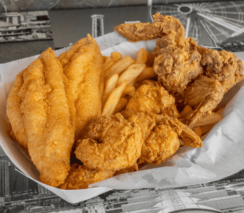 17 Illinois Eateries That Prove Great Food Doesn't Have To Cost A Fortune - Decor Hint Harold's Chicken Shack