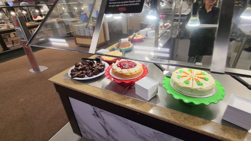 Signature Yeast Rolls And Homemade Desserts