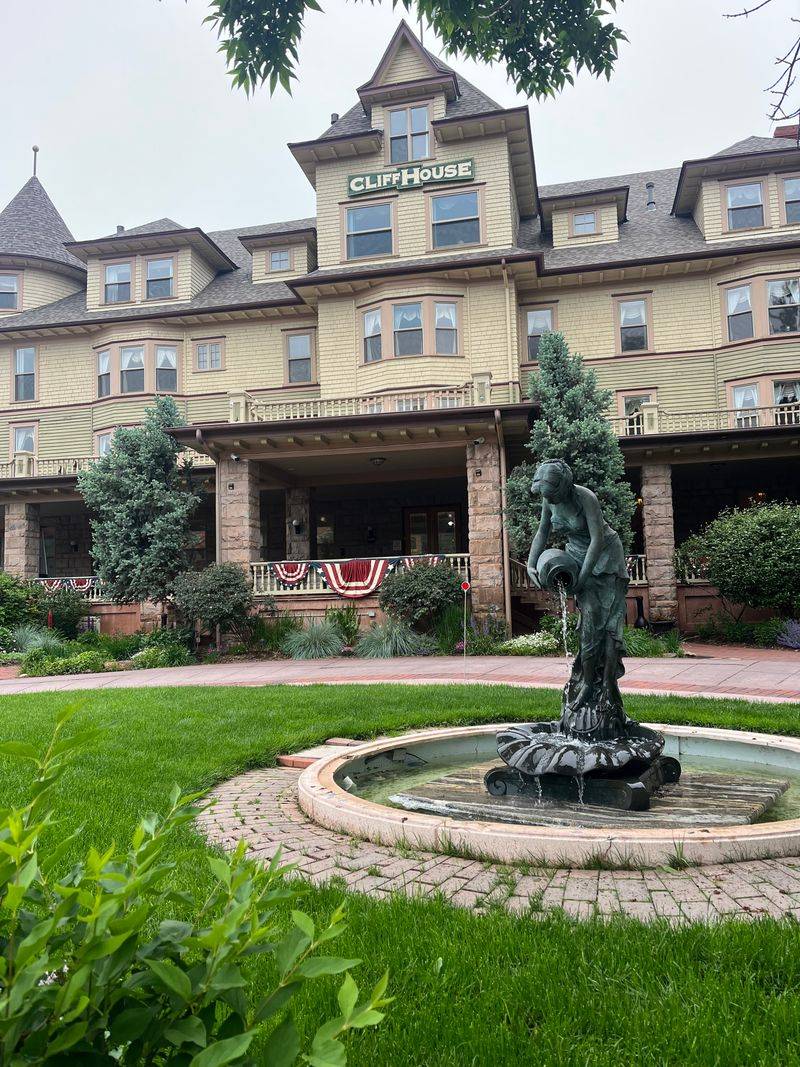 The Cliff House Dining Room