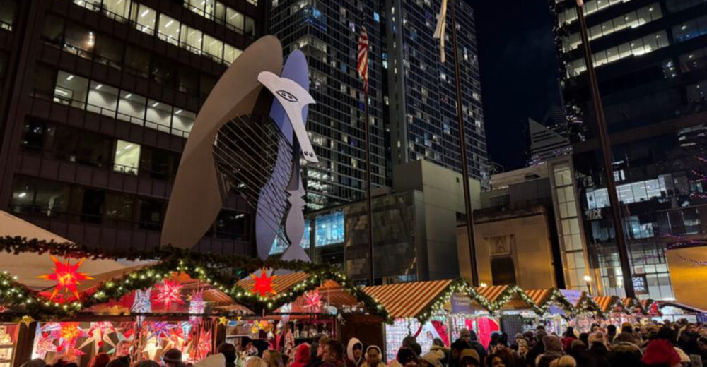 Americas Must Visit Illinois Christmas Market Everyone Talks About - Decor Hint