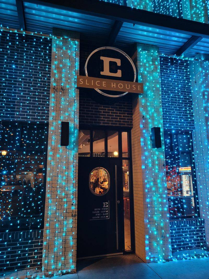 12 Oklahoma Pizza Spots Proving Great Flavor Is Worth Traveling For - Decor Hint Empire Slice House