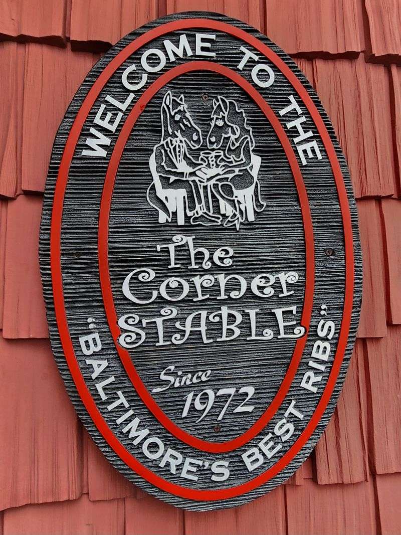 Maryland Lunch Joints Everyone Loves Visiting - And You'll Taste Why Immediately - Decor Hint The Corner Stable