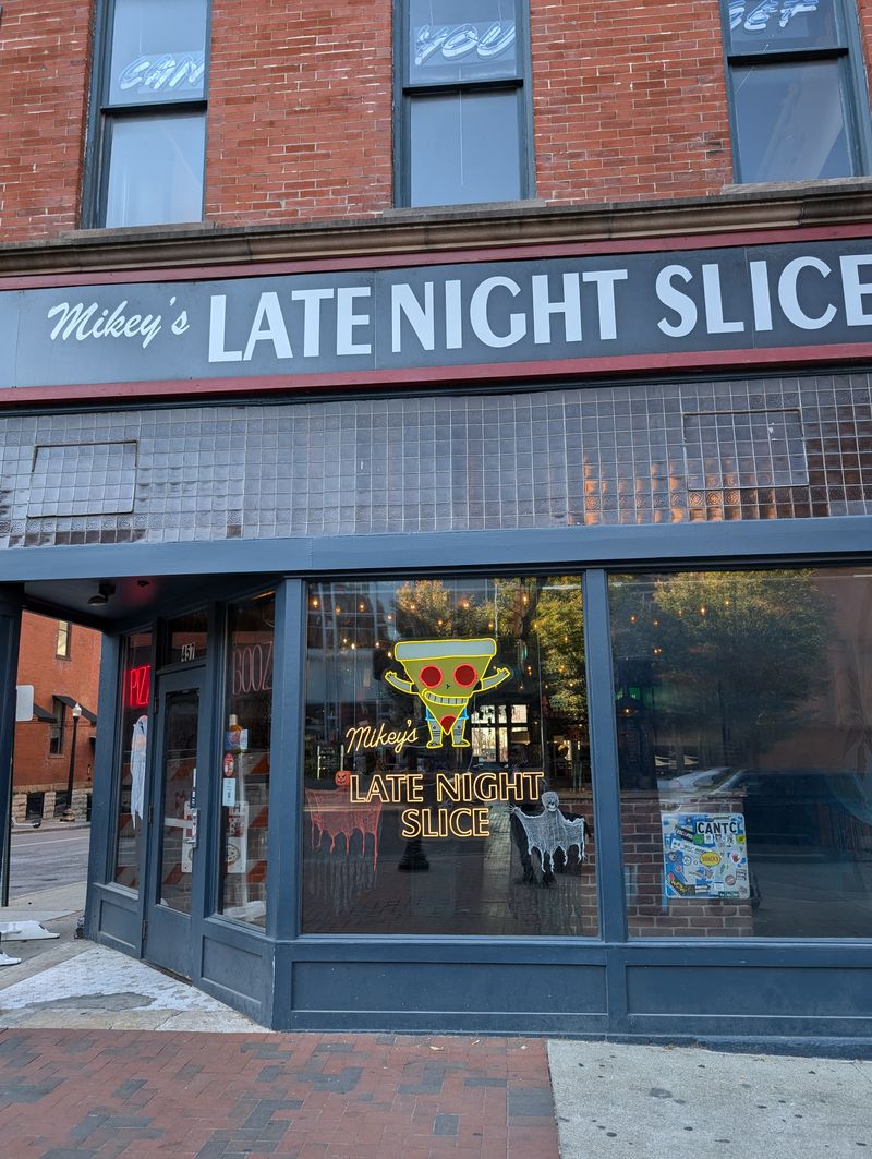 Mikey's Late Night Slice