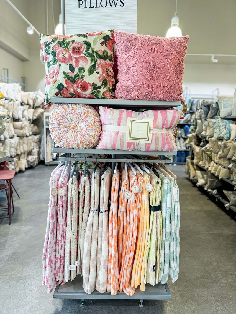 13 Living Room Elements That Bring Southern Charm To Texas Houses - Decor Hint Monogrammed Throw Pillows