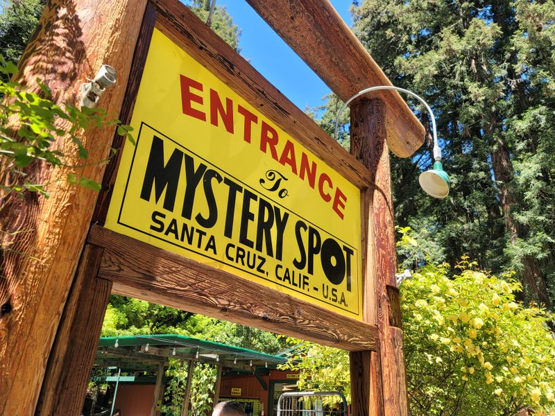 16 California Secrets Locals Keep Quiet Because They're Just That Good - Decor Hint Mystery Spot
