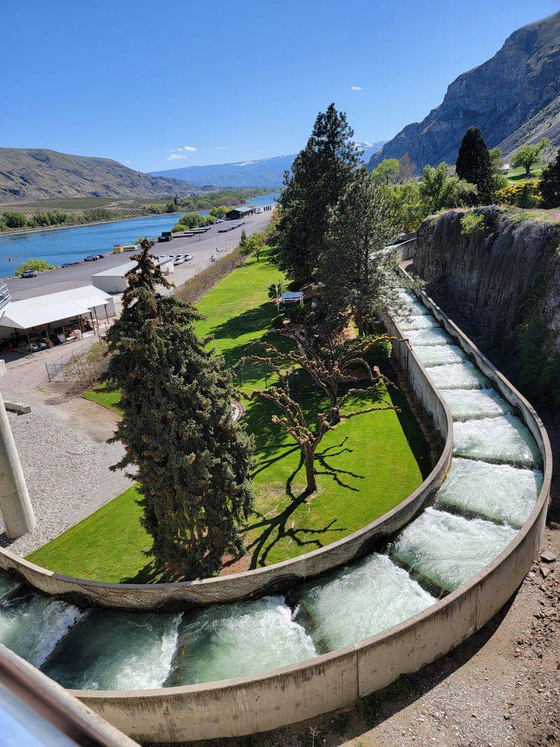 15 Unexpected Reasons Wenatchee Is The Affordable Washington Mountain Town Everyone Should See - Decor Hint Utility Bills That Won't Shock You