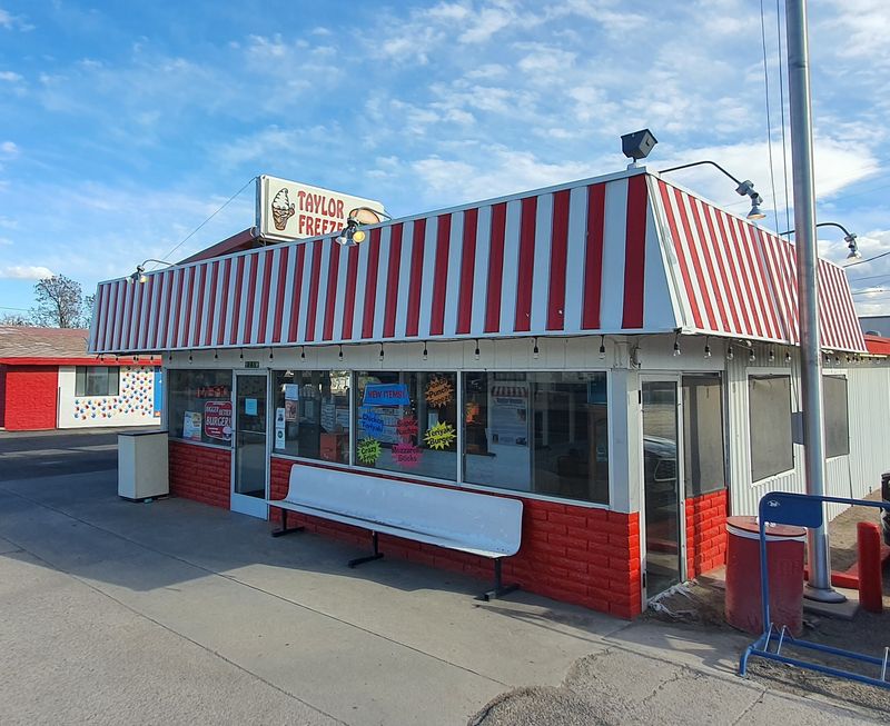 Arizona Drive-Ins Where The Ground Beef Taco Is The Real Star And Impossible To Resist - Decor Hint Pima Taylor Freeze