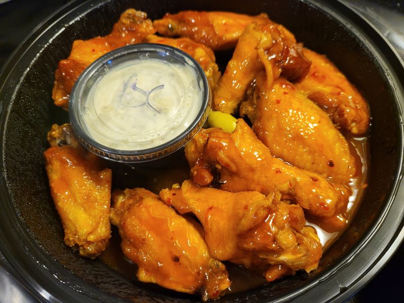 14 Massachusetts Spots Serving Tavern-Style Fish Fries Just Like The Old Days - Decor Hint The Bite