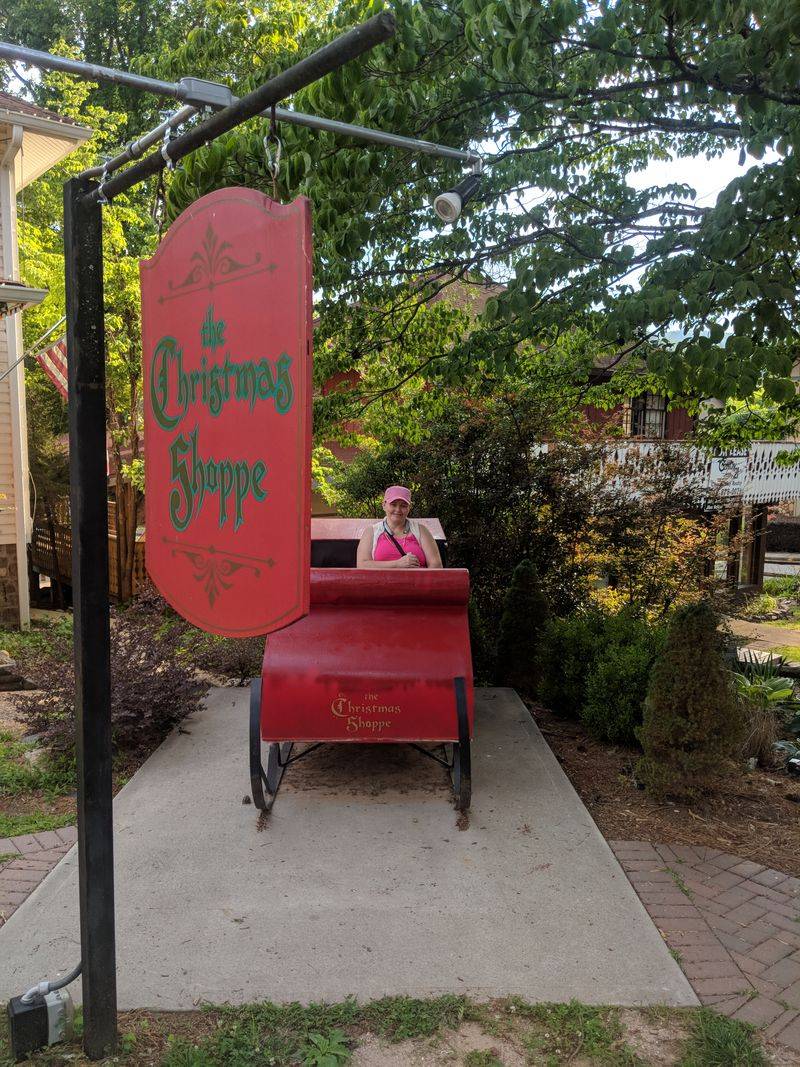 Helen's Christmas Market Recreates German Holiday Magic