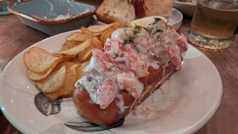 Taste The North In The South: Georgia’s Top Lobster Rolls - Decor Hint The Optimist