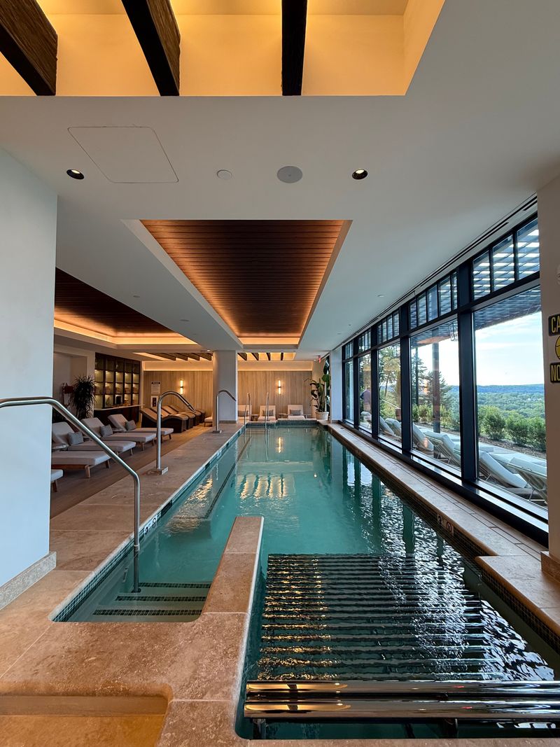 New Luxury Resorts Welcome Guests