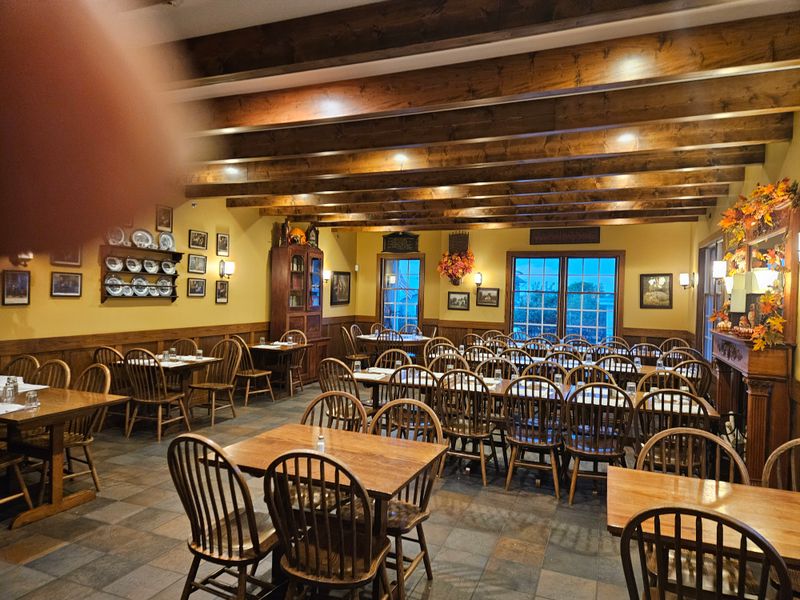 The Iowa Country Diner Where Fried Fish Nights Are Sacred - Decor Hint Private Event Spaces for Celebrations