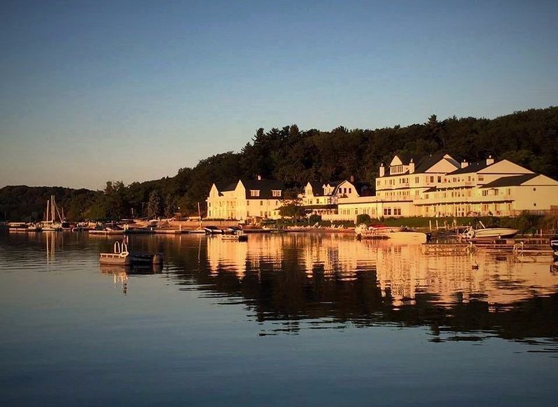 The Portage Point Inn